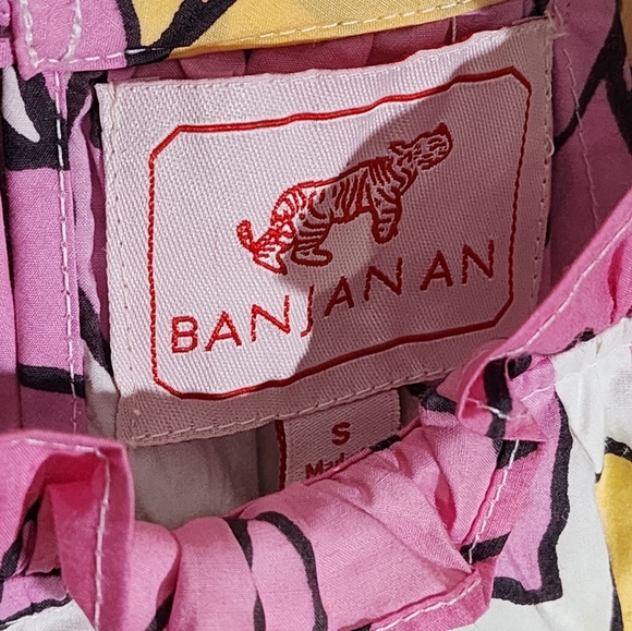 Banjanan Floral Print Blouse with Ruffle Sleeves - Picture 6 of 6